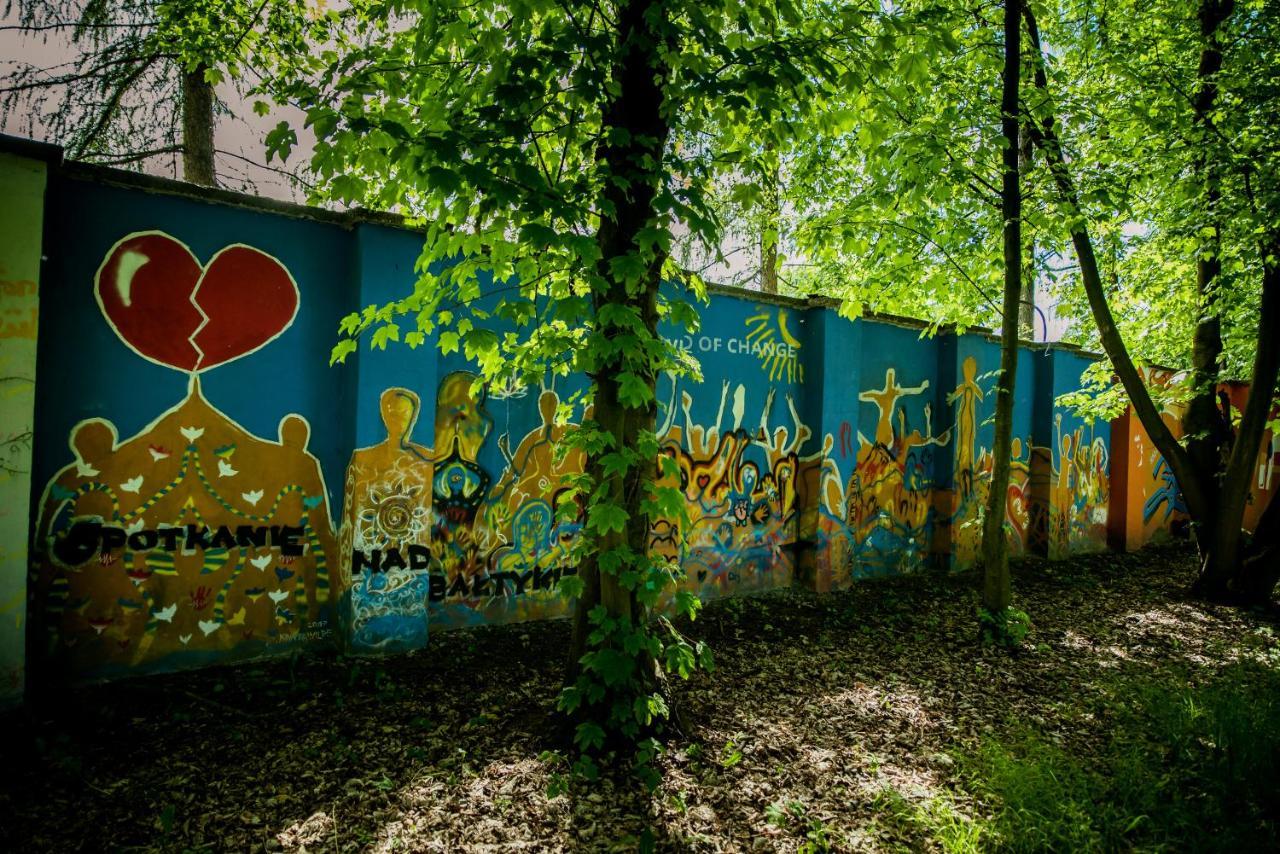 Miedzynarodowy Dom Spotkan Mlodziezy W Oswiecimiu Экстерьер фото